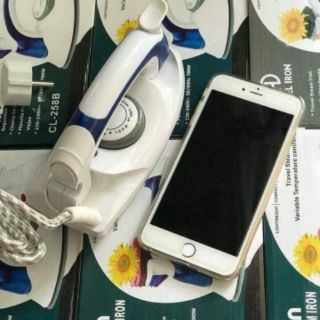 Bàn ủi du lịch mini