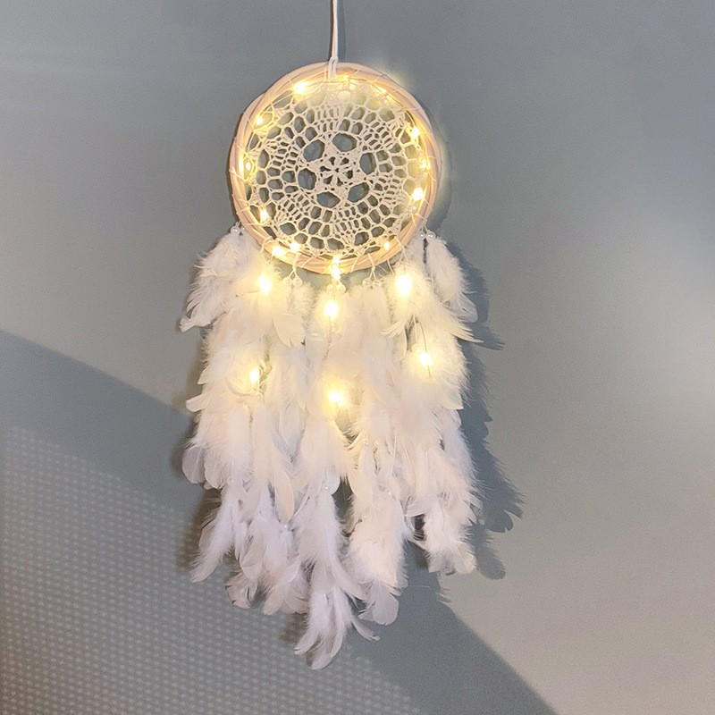 Chuông Gió Handmade Dreamcatcher đính lông vũ có đèn (chọn mẫu)