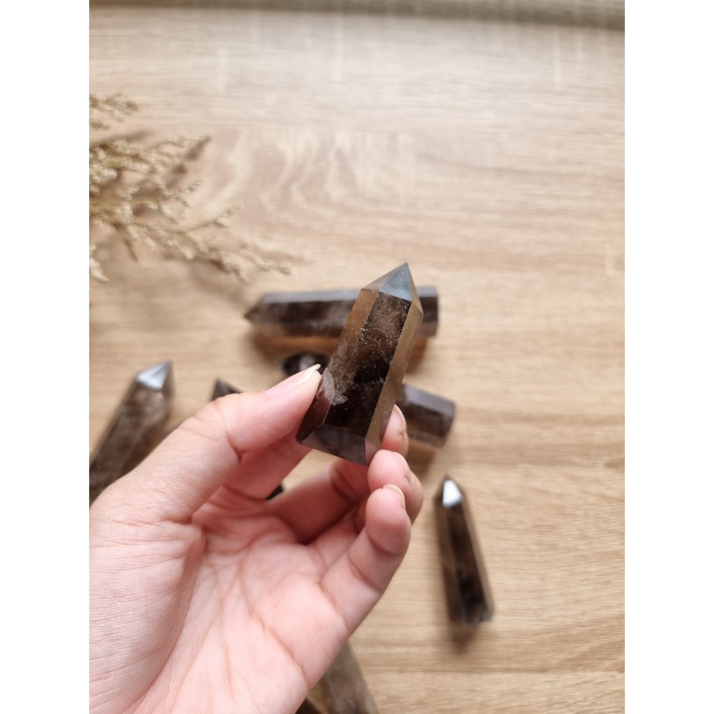 Trụ đá thạch anh Khói , trụ đá thanh tẩy trong Tarot, cân bằng năng lượng, Reiki, đá phong thủy