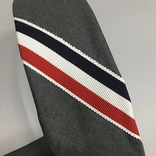 Caravat Thom Browne nam