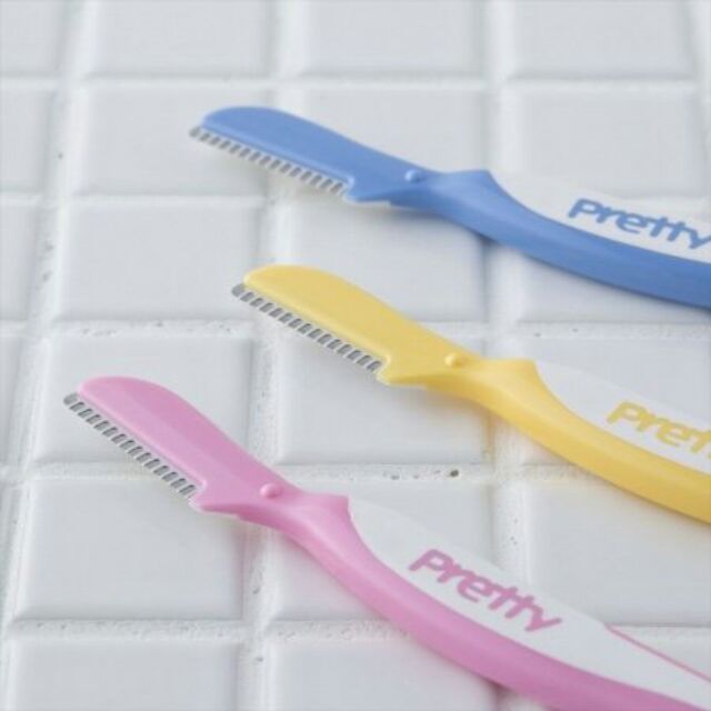 Dao Cạo Lông Mày Cán Dài Kai Razor Pretty 000GA1286X1 Dành Cho Nữ (Set 3 Cây)