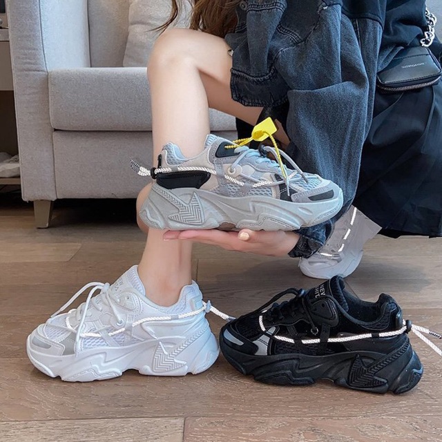 [Mã FAGREEN245 giảm 10% tối đa 30k đơn từ 99k] ( SIÊU PHẨM MỚI) GIÀY THỂ THAO DÂY KÉP PHÁT QUANG SIÊU HOT