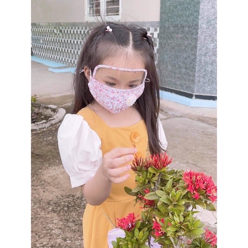 Khẩu trang kính cho bé 6-12 tuổi có dây điều chỉnh độ rộng