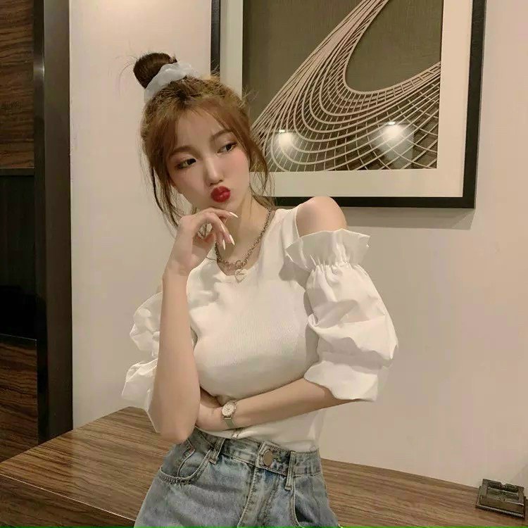 Áo thun nữ phối tay kate phồng rớt vai 2 màu trắng đen croptop NA