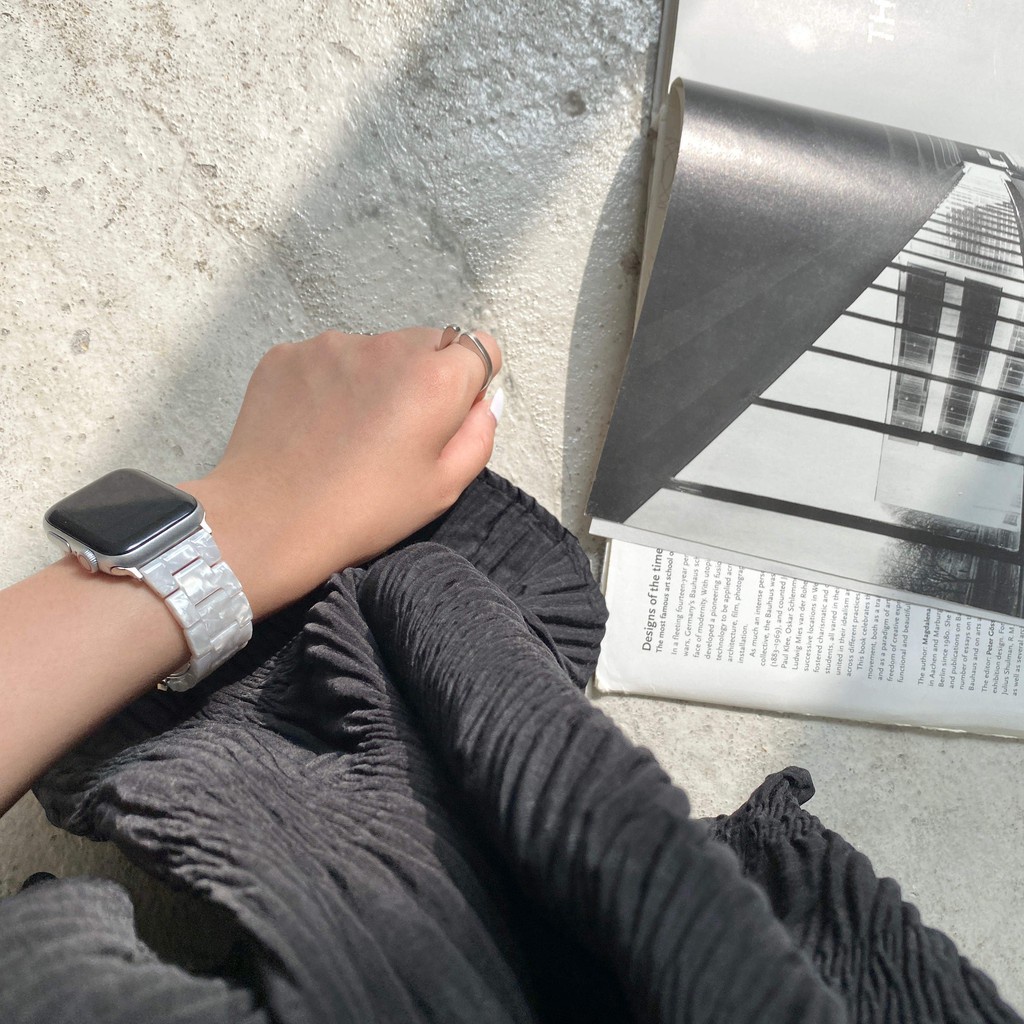 Dây Đeo Thay Thế Bằng Nhựa Resin 8 Màu Sắc Cho Apple Watch Iwatch 6 5 4 3 2 1 42mm 38mm 40mm 44mm