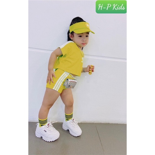 Bộ das bé gái sành điệu