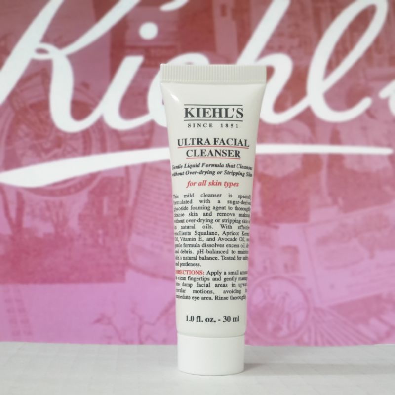 Sữa Rửa Mặt Tạo Bọt Dịu Nhẹ Ultra Facial Cleanser 30ml