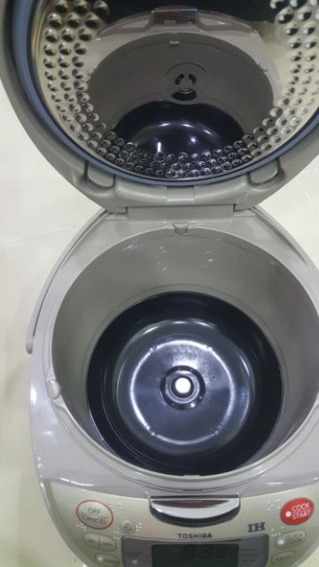 NỒI CƠM ĐIỆN CAO TẦN TOSHIBI RC-18RH MỚI 100% | BigBuy360 - bigbuy360.vn