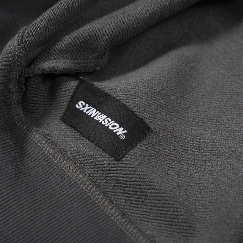ÁO SWEATER IN HÌNH CỔ ĐIỂN 01 của SXINVSION