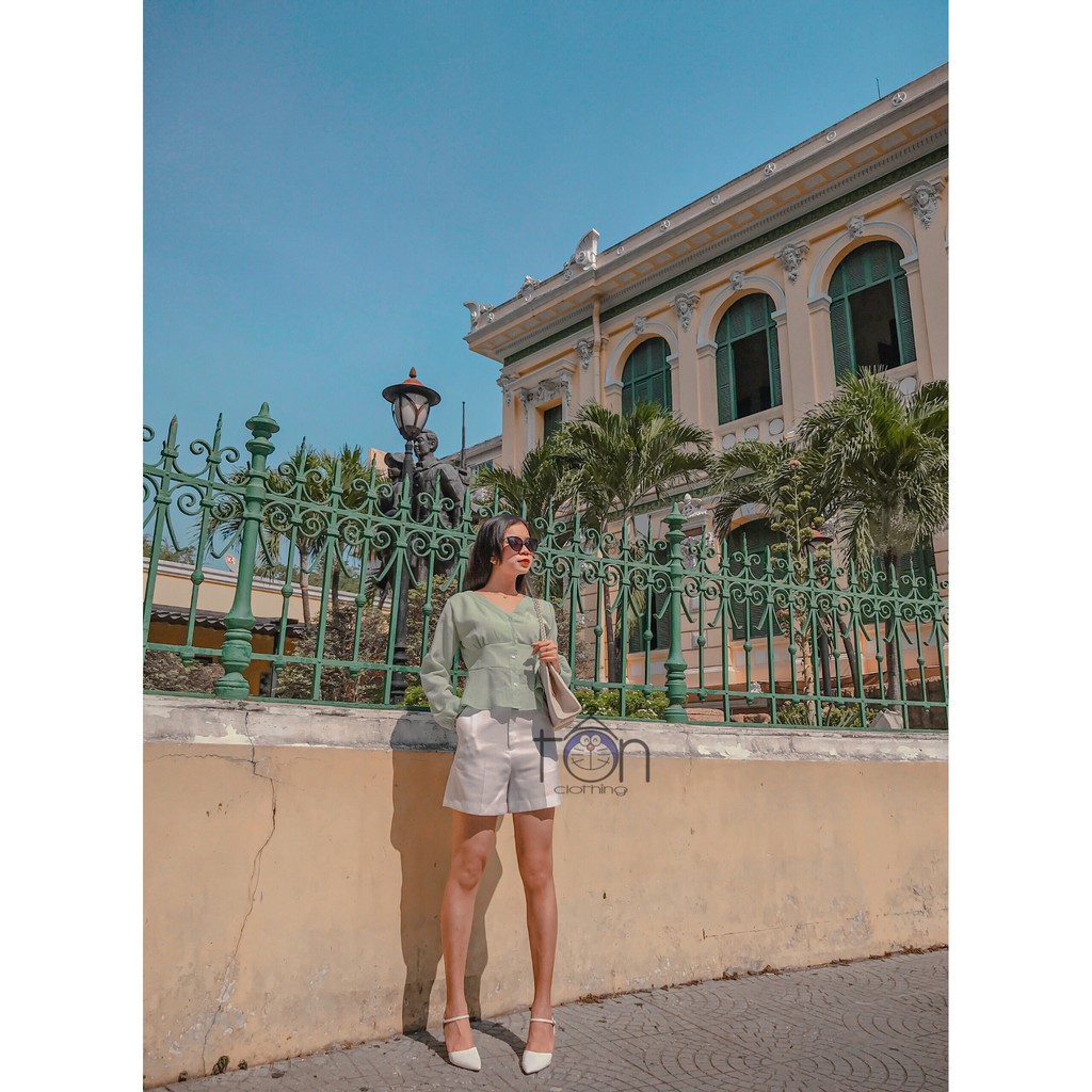 Áo kiểu nữ Ton.Clothing chất liệu vải đẹp lạ thiết kế form peplum tay dài dễ thương trẻ trung màu xanh pastel AOK003