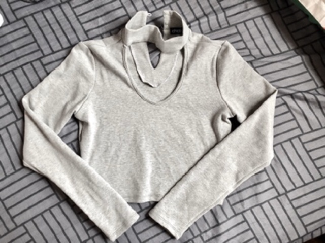 Crop top ghi sáng chicbae