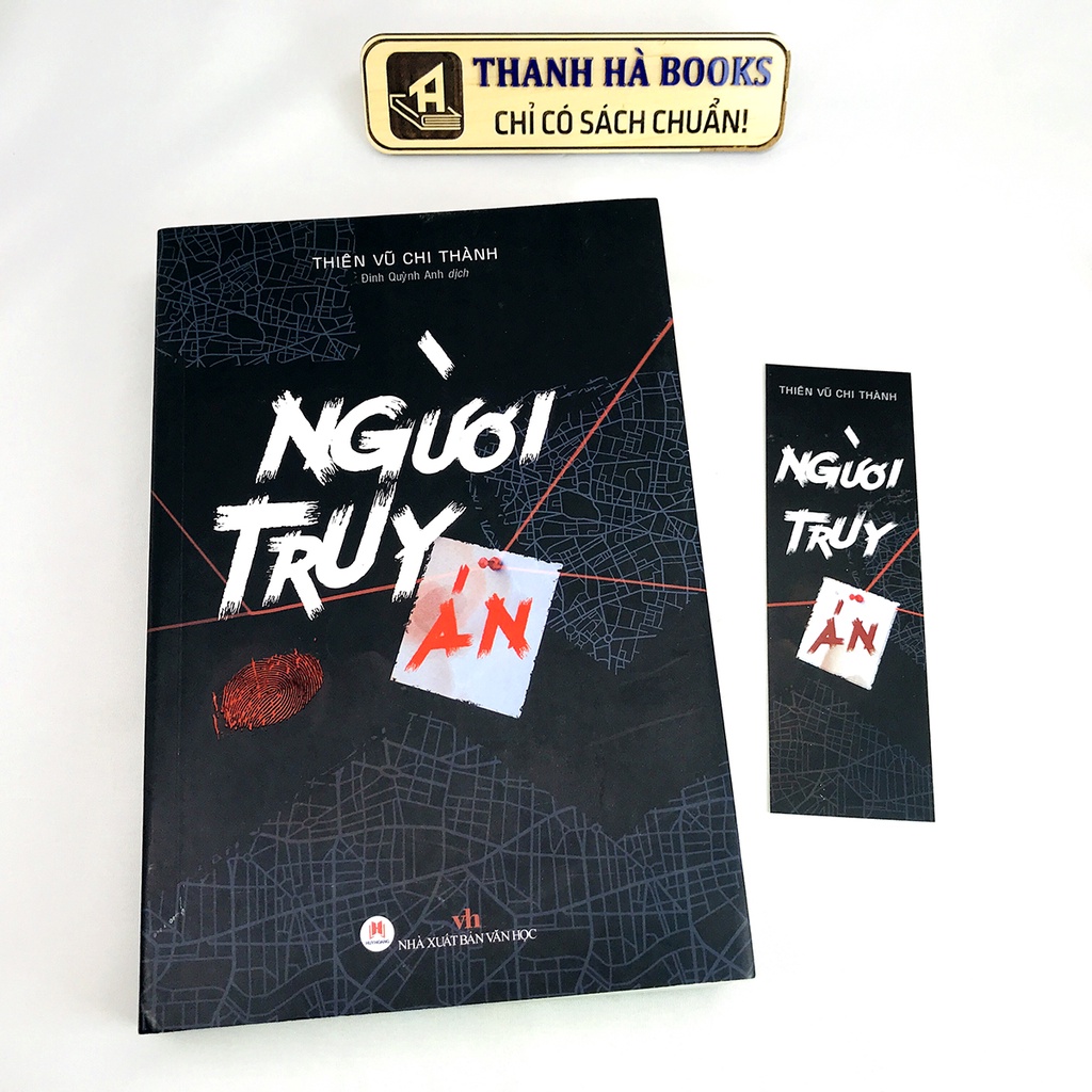 Sách - Người Truy Án (Kèm Bookmark)