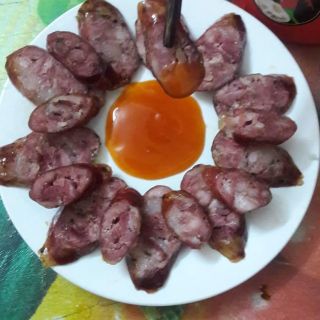 500g lạp xưởng hun khói hàng mới ngon đóng túi hút chân ko