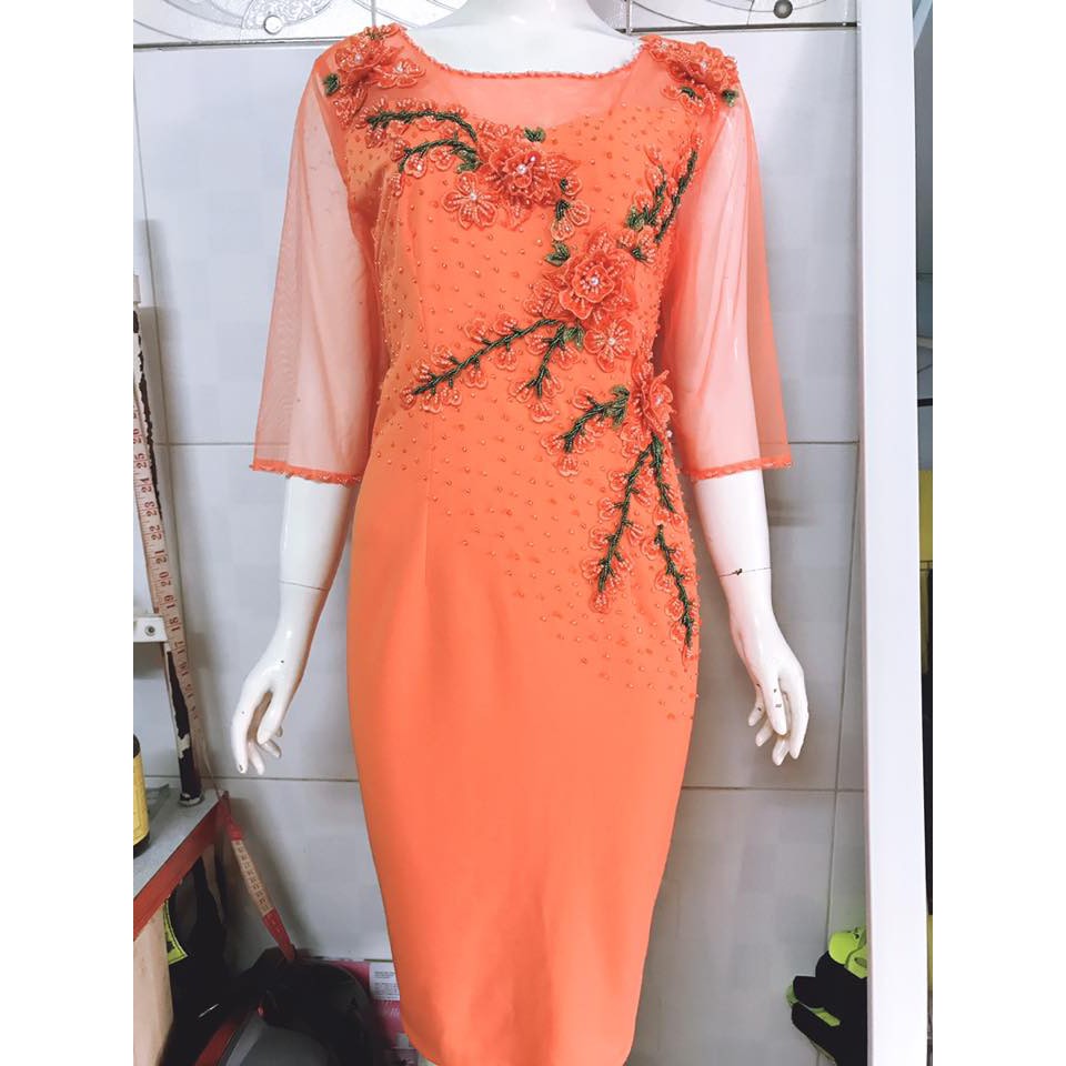 đầm trung niên nữ phối hoa và đính pha lê