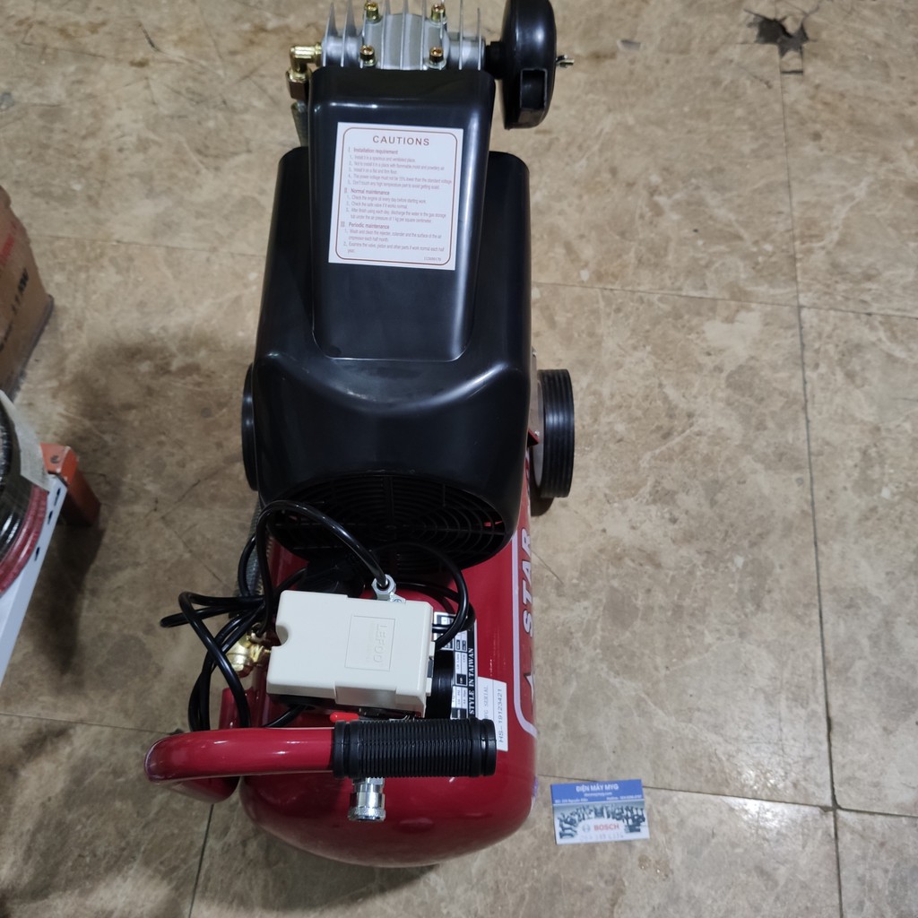 Máy nén khí đầu liền Star 12ST 2.5hp 24L