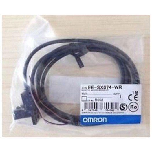 Cảm biến quang Omron EE-SX671WR - EE-SX672WR - EE-SX674WR dây dài 3m