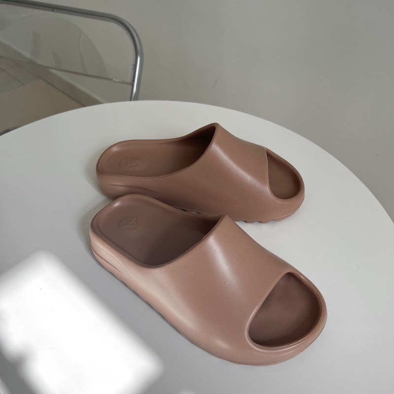 Sorami.Shoes | Dép lê quai ngang nam nữ, dép bánh mì đế đúc hottrend