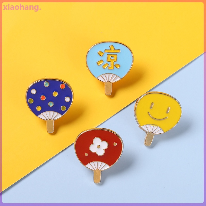 Ghim Cài Áo Hình Quạt In Hoa Mặt Cười Sáng Tạo