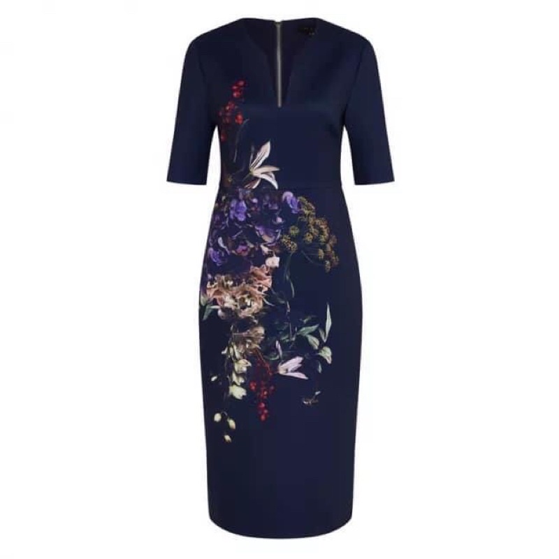 Đầm Ted body size 0 sang trọng  🍀🍀🍀