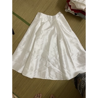 Chân váy size m Cchat nguyên tag