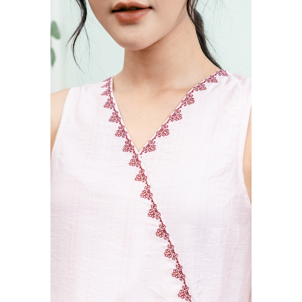 Đồ bộ mặc nhà nữ Freedy sát nách thêu vải đũi bamboo WBS2208