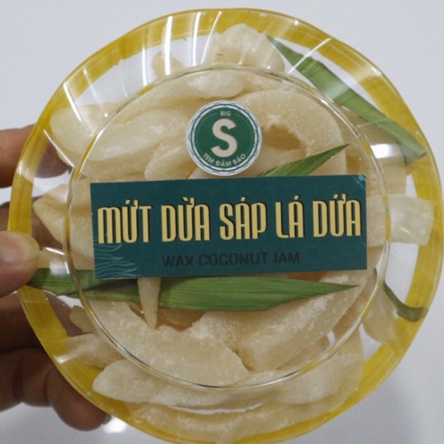 Mứt Dừa Sáp Lá Dứa 250g