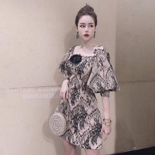 Đầm ren thêu nổi