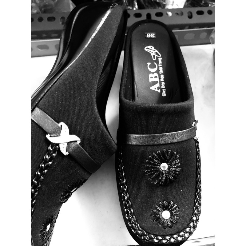 [Hình thật] [Siêu rẻ] [Freeship] Dép sục bà trung niên, siêu nhẹ. | BigBuy360 - bigbuy360.vn