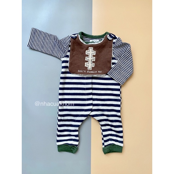 Bộ áo liền quần kèm yếm cổ cho bé trai sơ sinh 0 - 6 tháng