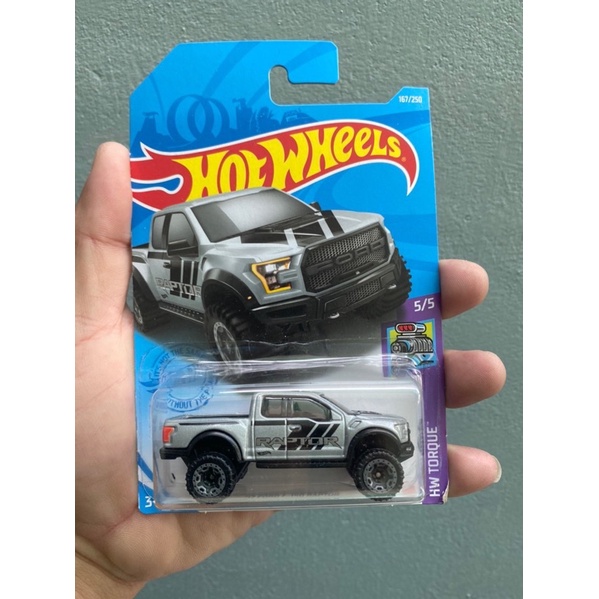 Hotwheels - 17 Ford F-150 Raptor - xe mô hình tỉ lệ 1/64