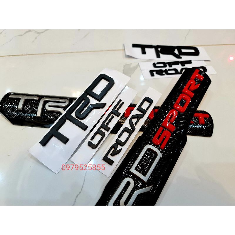 Tem dán 2 bên hong xe TRD SPORT
