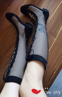 Boost đùi lưới hottren