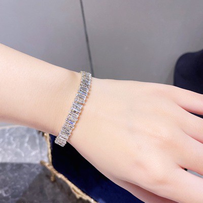 Vòng tay kim cương mẫu Hàn Quốc - bạc 925 - màu trắng