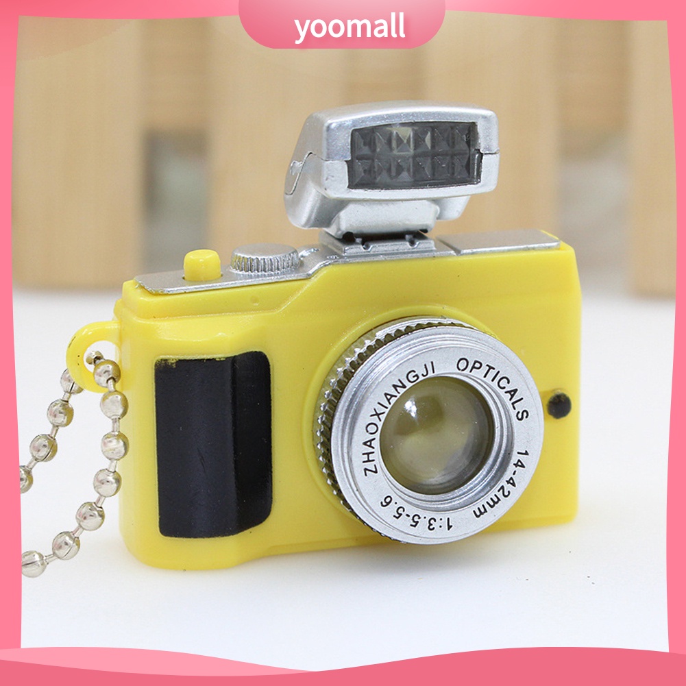 Móc Khóa Hình Máy Ảnh Mini Có Đèn LED Và Âm Thanh Điện Thoại