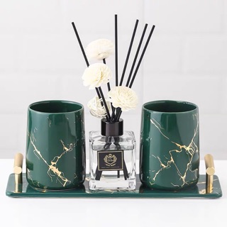 Bộ khay, cốc đánh răng và lọ hoa gốm sứ cao cấp