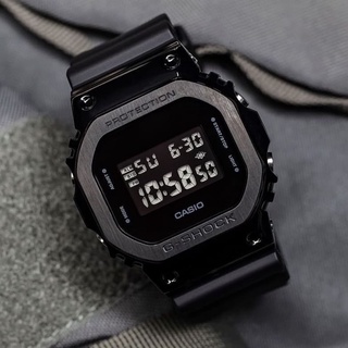 Đồng hồ nam casio g-shock gm-5600b-1