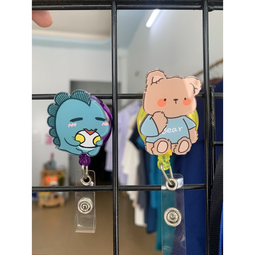 Kẹp thẻ đeo bảng tên gắn sticker xinh xắn, Cute bằng Mica - Thương hiệu Y Tế Thông Minh