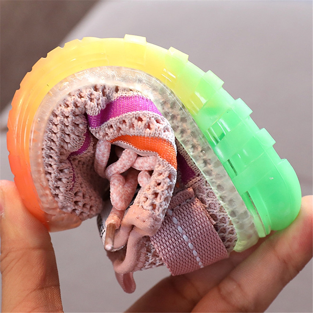 Giày Thể Thao Có Đèn Led Cho Bé