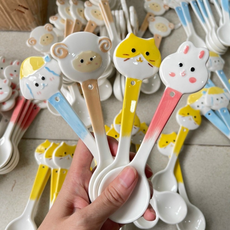 Thìa cơm, muôi canh gốm sứ Bộ bát đĩa decor thìa sứ tay cầm dài xinh yêu cho gia đình