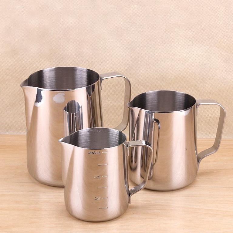 Ca đánh sữa inox có chia vạch 350ml - 550ml - 900ml (100% inox 304cao cấp)