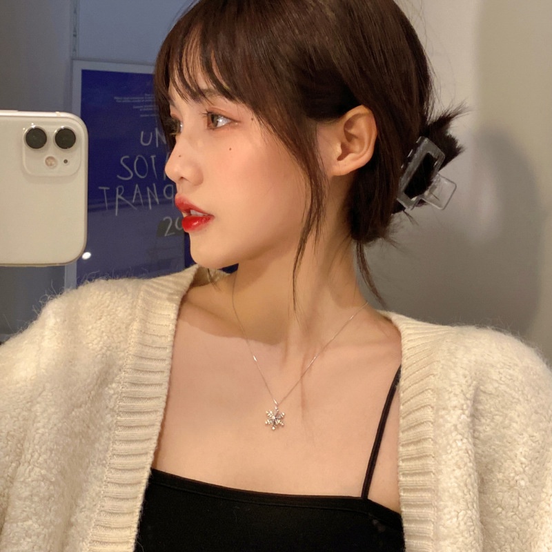 Vòng cổ mặt hình bông tuyết thời trang cho nữ