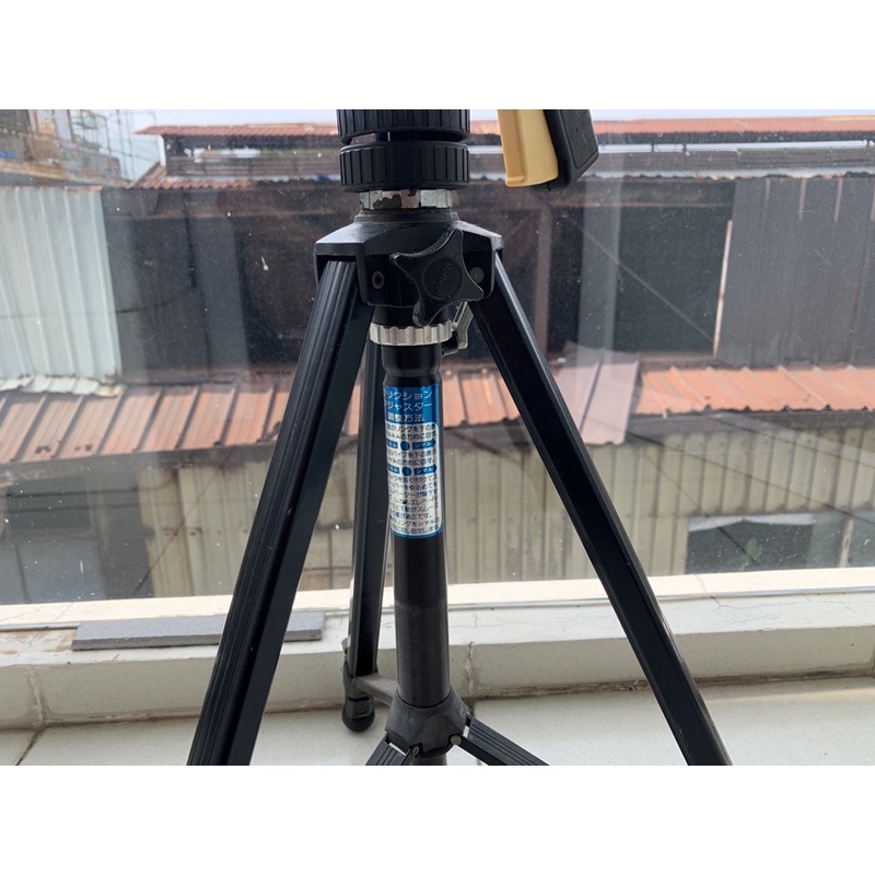 tripod máy ảnh velbon kèm ballhead thao tác nhanh slik