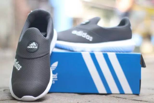 Giày Lười Adidas Thiết Kế Giản Dị Dành Cho Nữ Và Nam