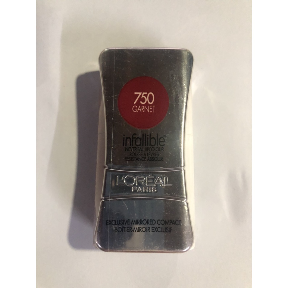 Son môi L'oreal Infallible - Garnet (US) - 750 Garnet (thỏi)