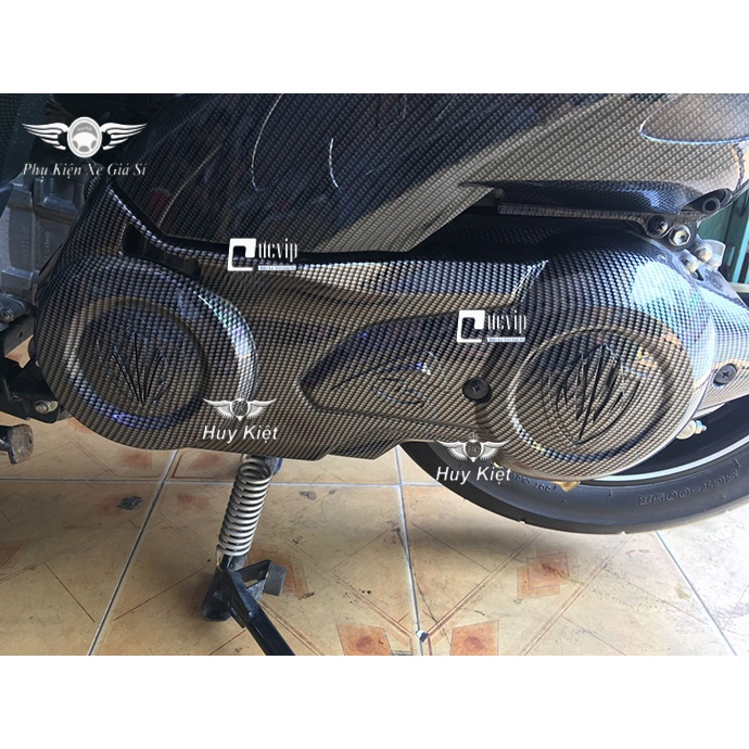[Giá Hủy Diệt] Chụp Lóc Máy Lớn Carbon Cho Xe Yamaha NVX 2017 - 2020 MS1604