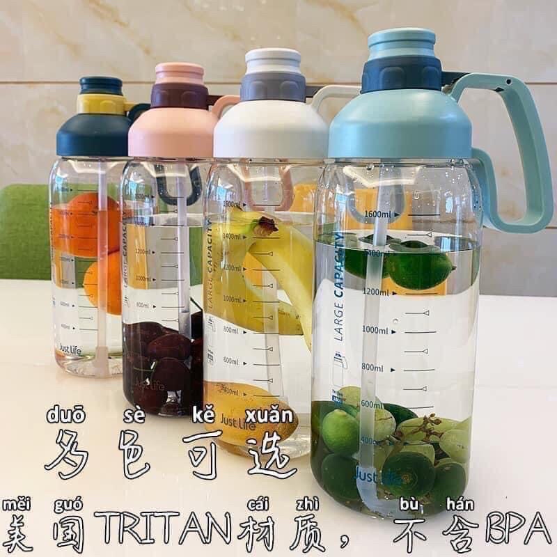 Bình Đựng Nước Nhựa Cỡ Lớn 1800ml Có Vạch Kẻ Chia Dung Tích Và Ống Hút Tiện Dụng