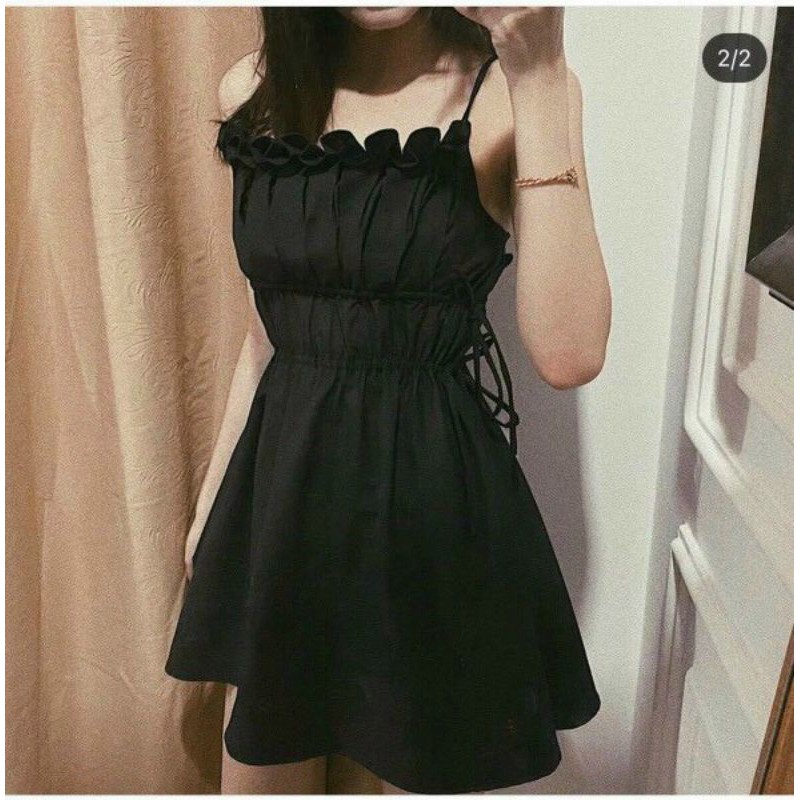 ĐẦM  ĐEN 2S XẾP LY NGỰC BÈO ĐAN EO�