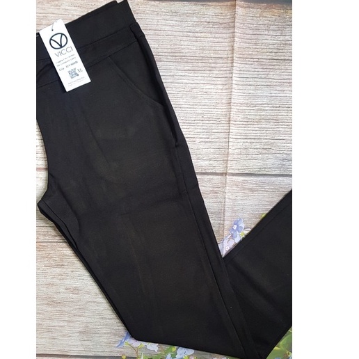 Quần Legging Vicci dáng dài 4 túi vải umi co giãn 4 chiều màu đen