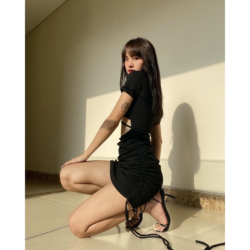 URBANGALS | Đầm Ace Cross Dress