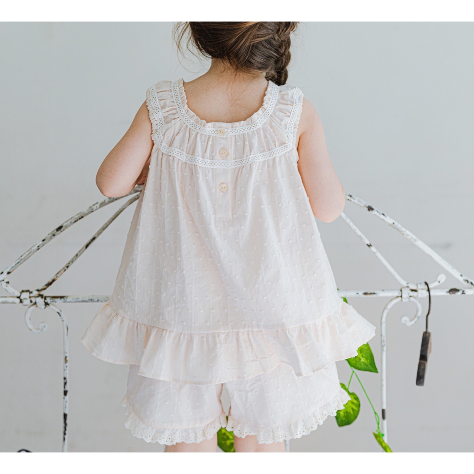 Bộ đồ bé gái Bebezoo sát nách cao cấp _ Đũi 3 lỗ bèo